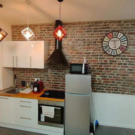 Les Lofts De Provins: Apt 5 מראה חיצוני תמונה