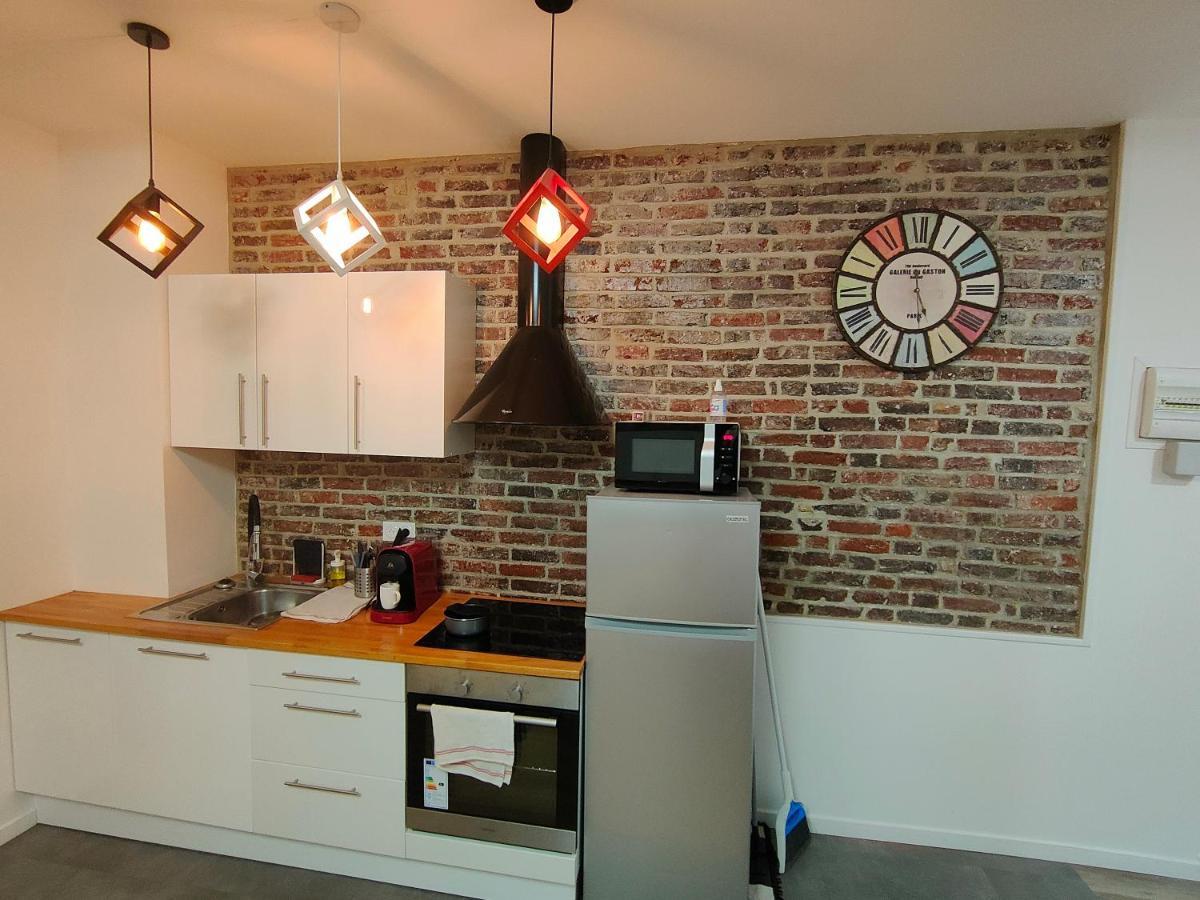 Les Lofts De Provins: Apt 5 מראה חיצוני תמונה